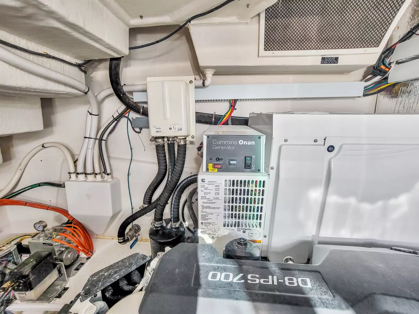 2019 Cruisers 50 Cantius - Image 38