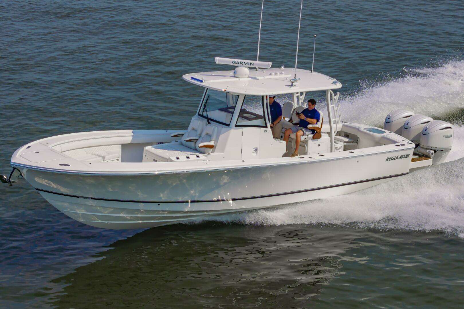2025 Regulator 35 - Image 61