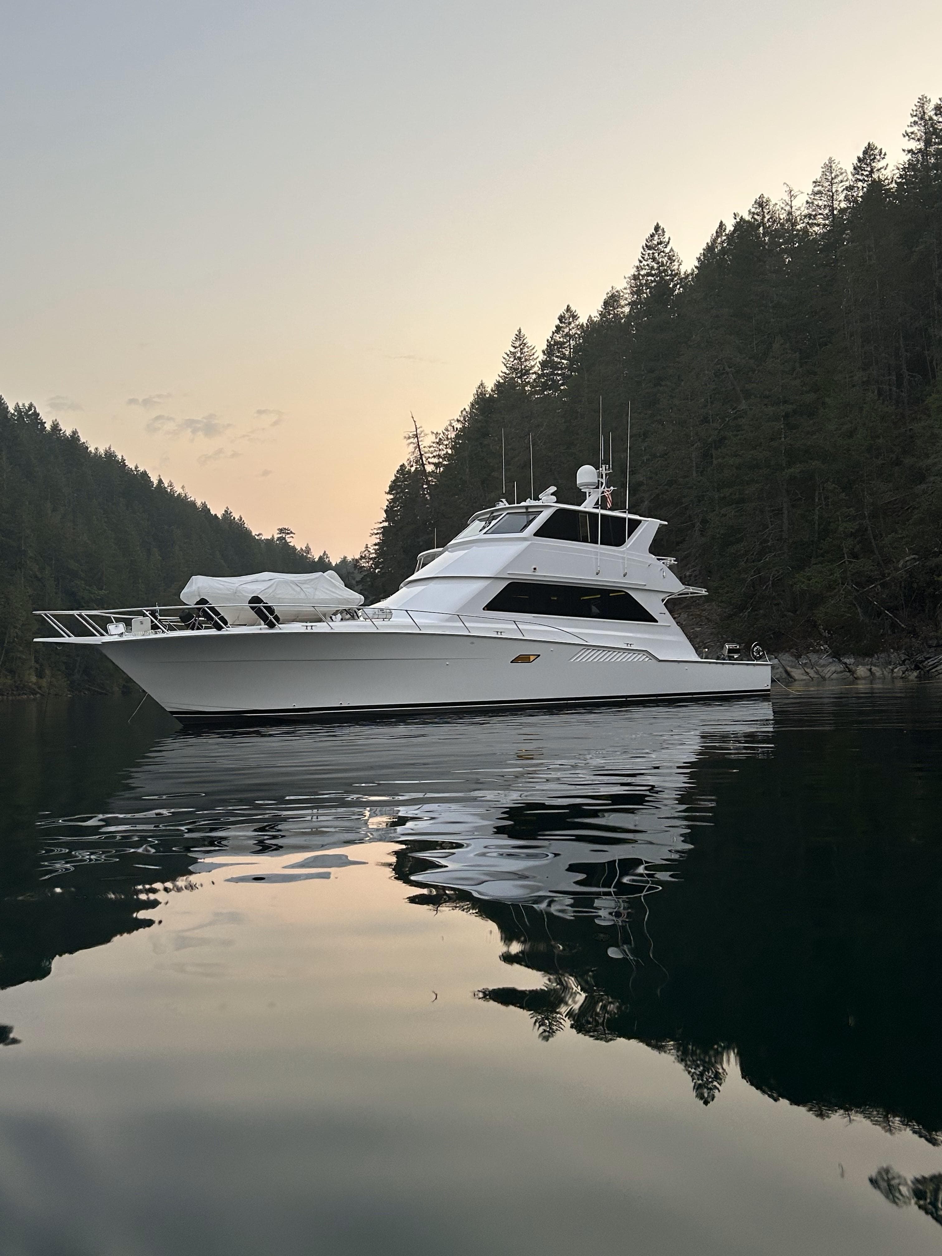 2000 Viking 72 Convertible - 54