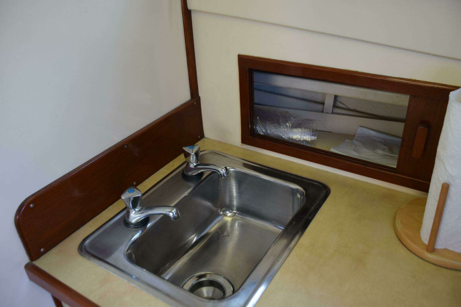 1982 Whiticar Flybridge Convertible - Image 20