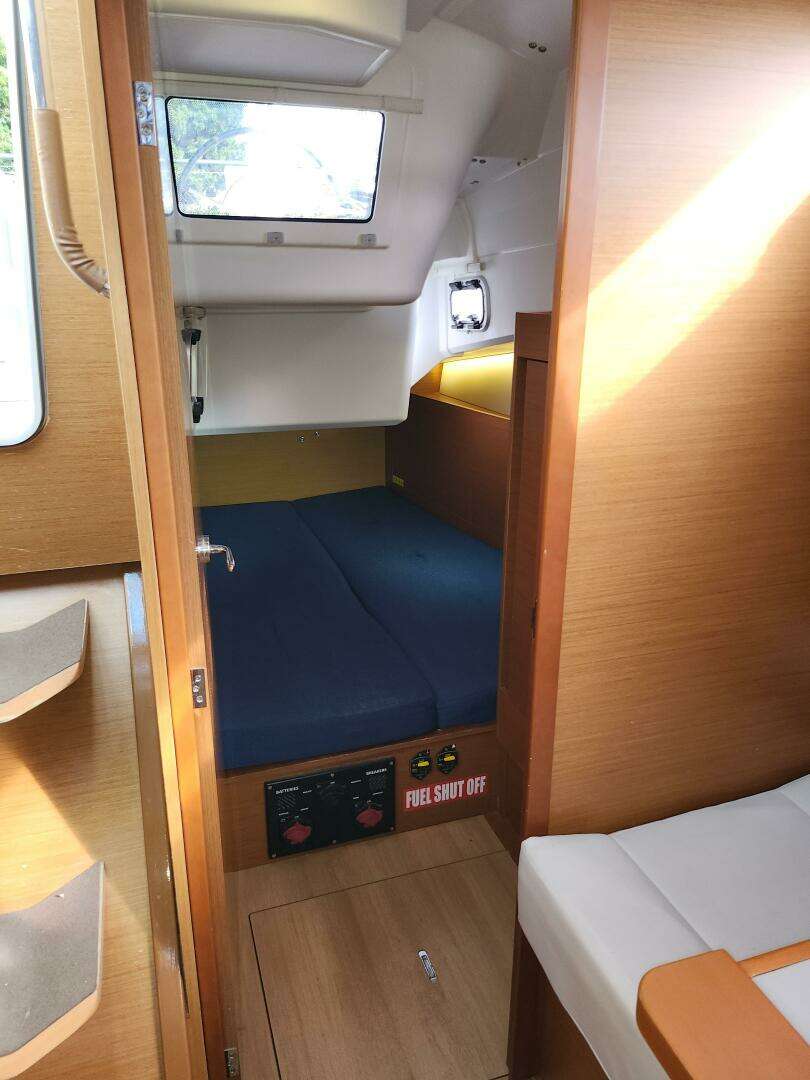 2020 Jeanneau Sun Odyssey 410 - Image 36