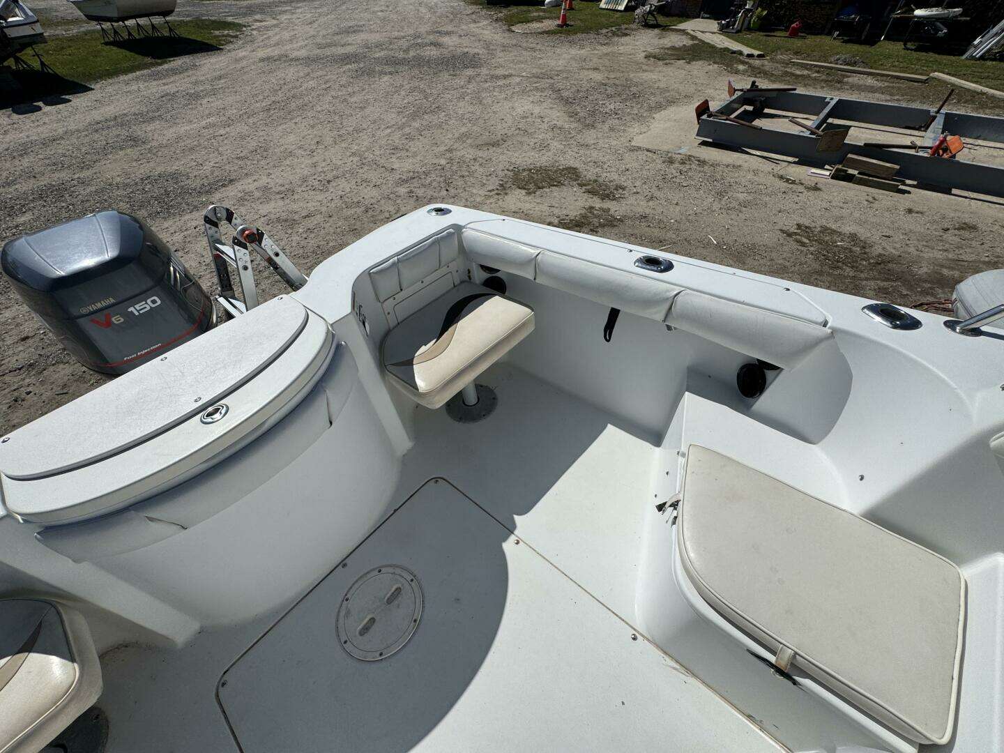 2004 Seaswirl Striper - Image 12