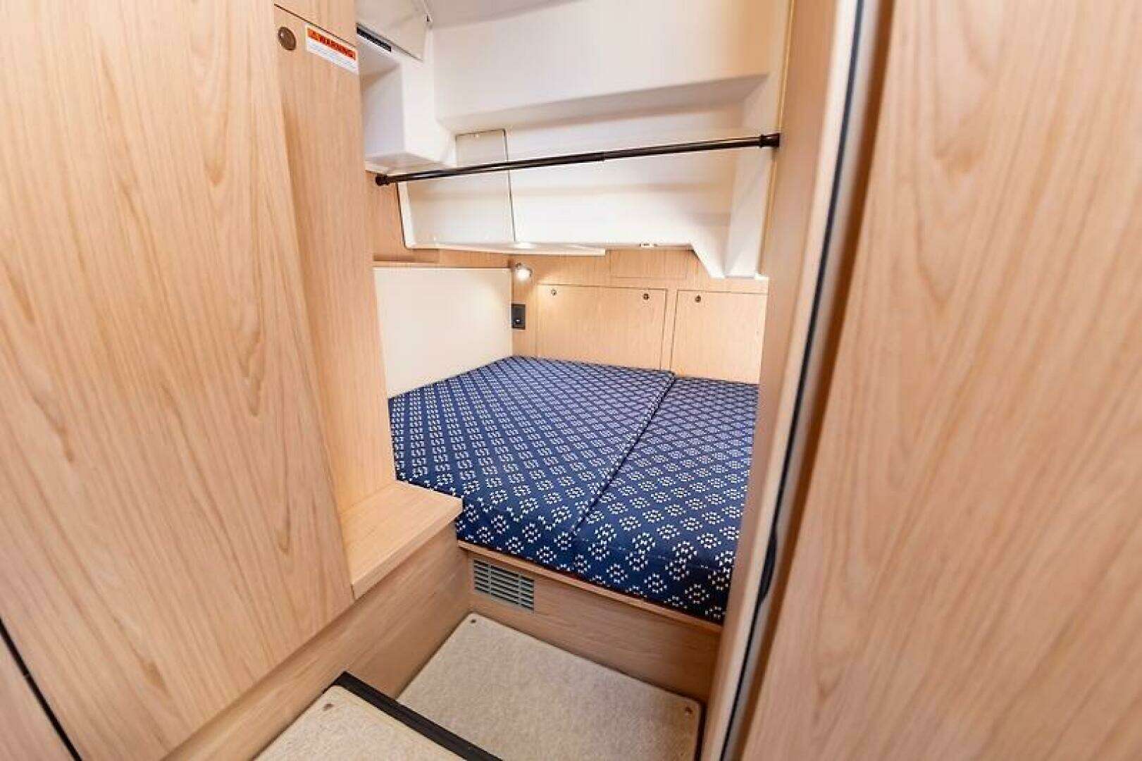 2022 Beneteau Swift Trawler - Image 47