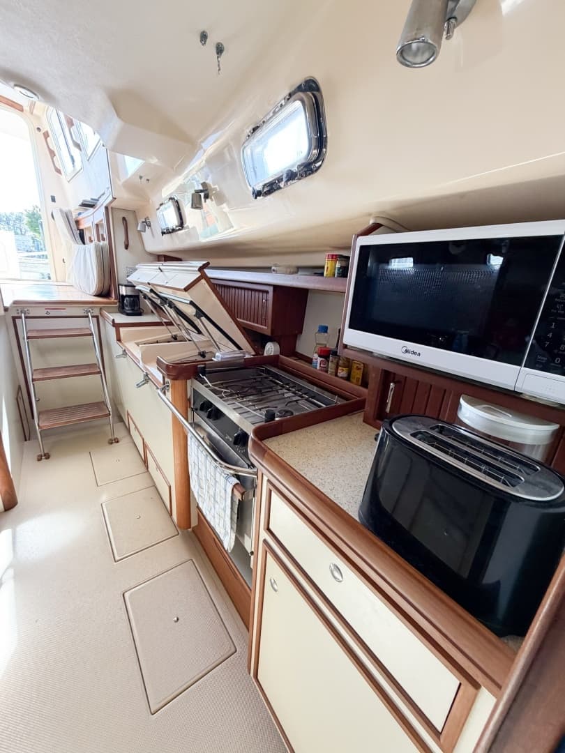 2007 Island Packet SP Cruiser - Image 67