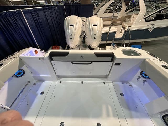 2025 Edgewater 340CC Center Console - 2
