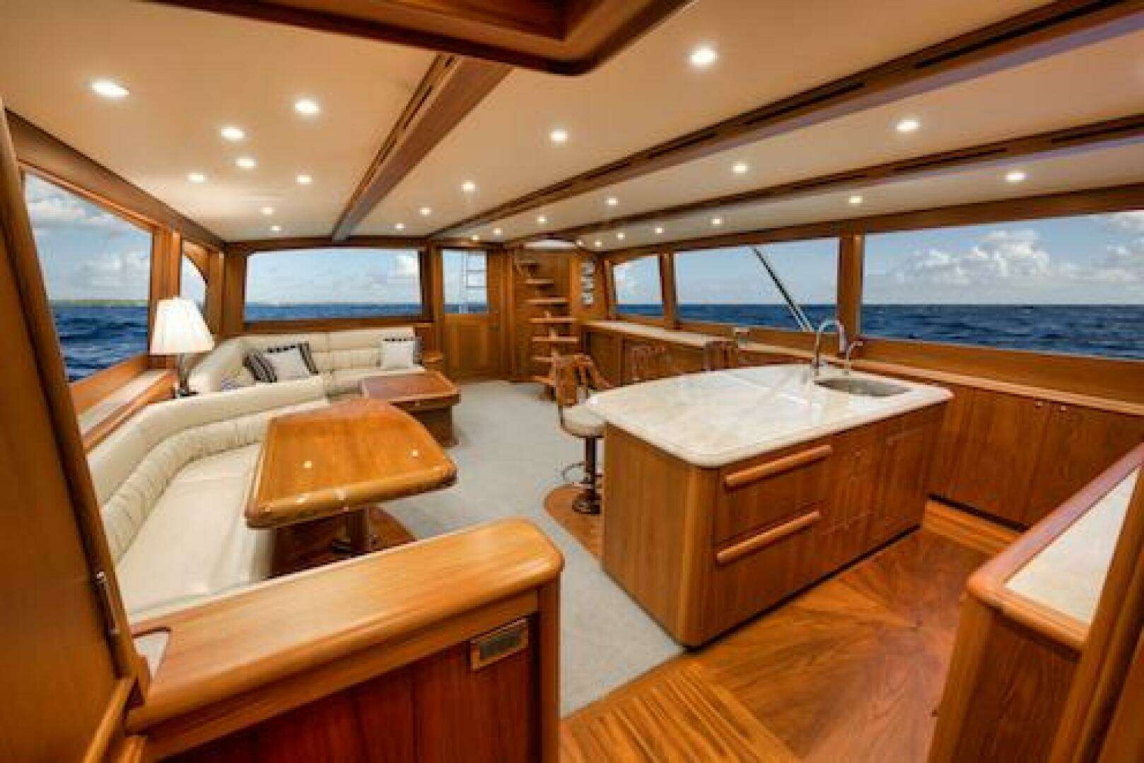 2016 Merritt 86' Enclosed Flybridge - Image 40