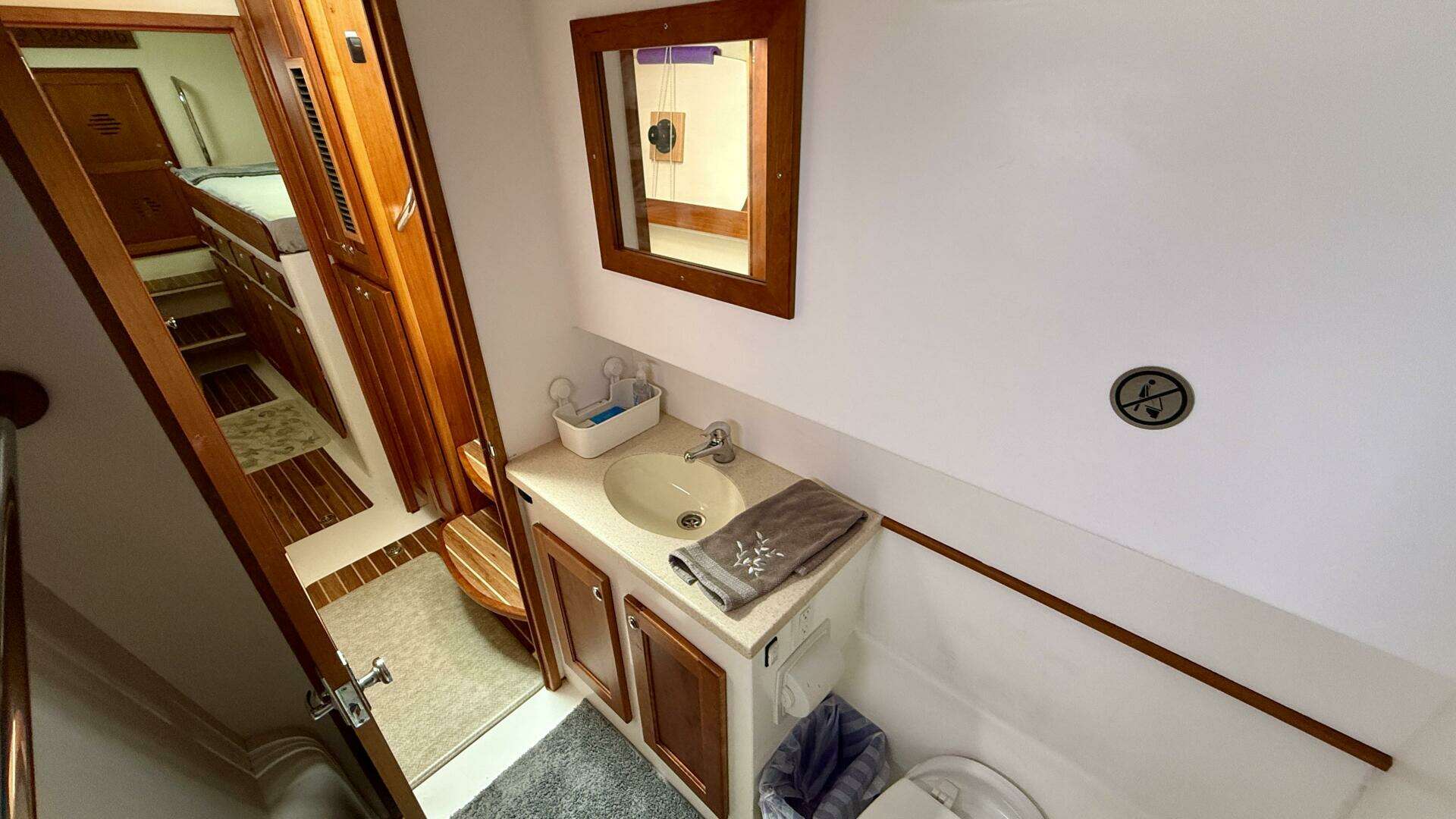 2014 Maine Cat P44 - Image 85