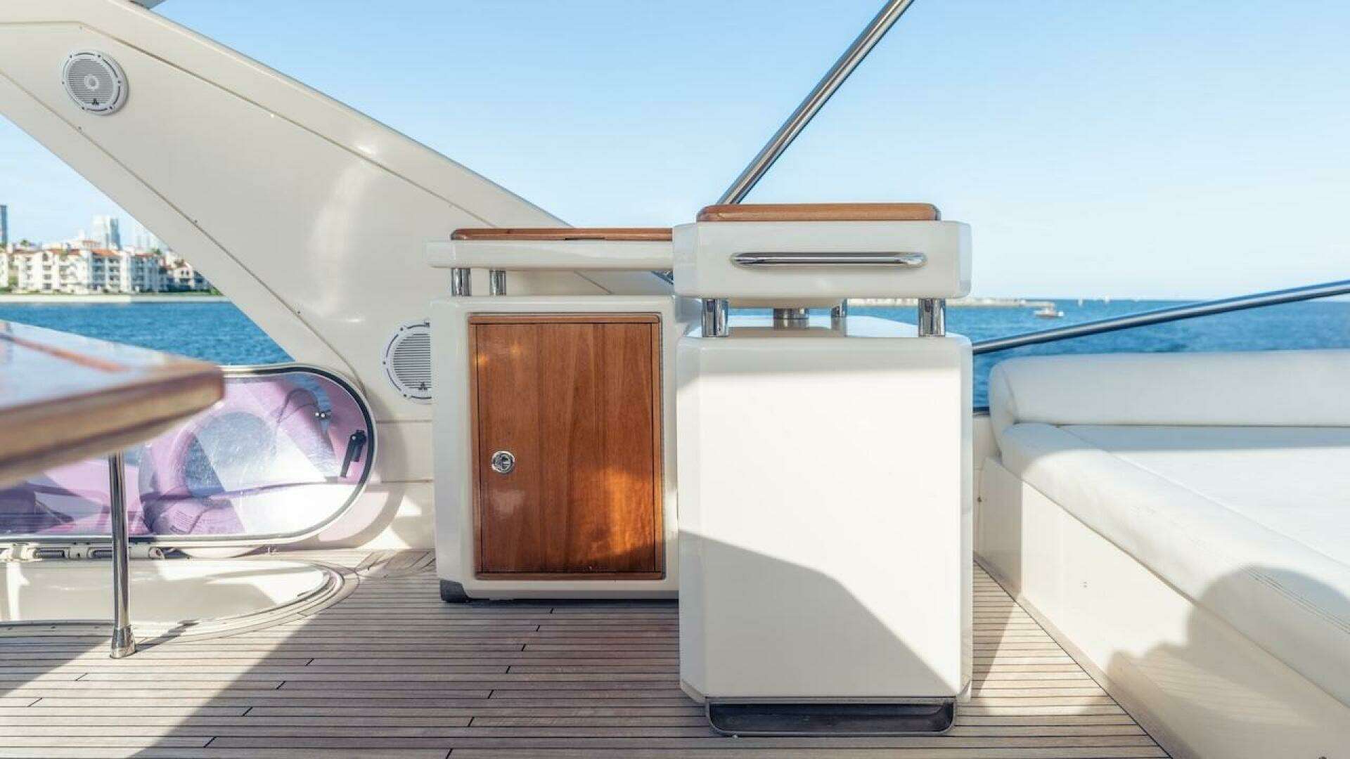 2012 Azimut Evolution - Image 36