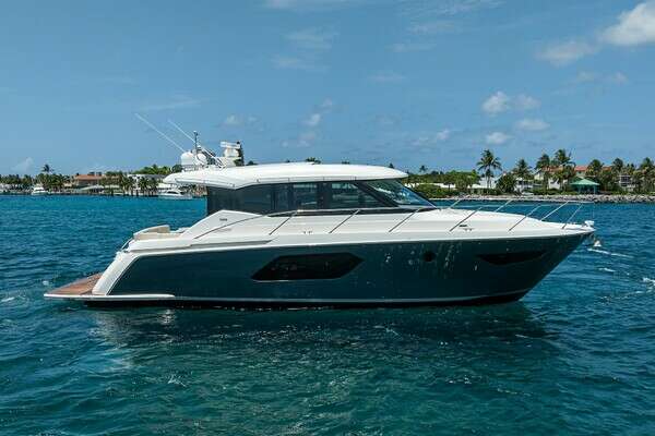 2023 Tiara Yachts C49