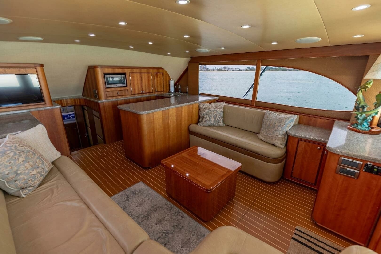 2000 Custom Carolina 50 Convertible - Image 6