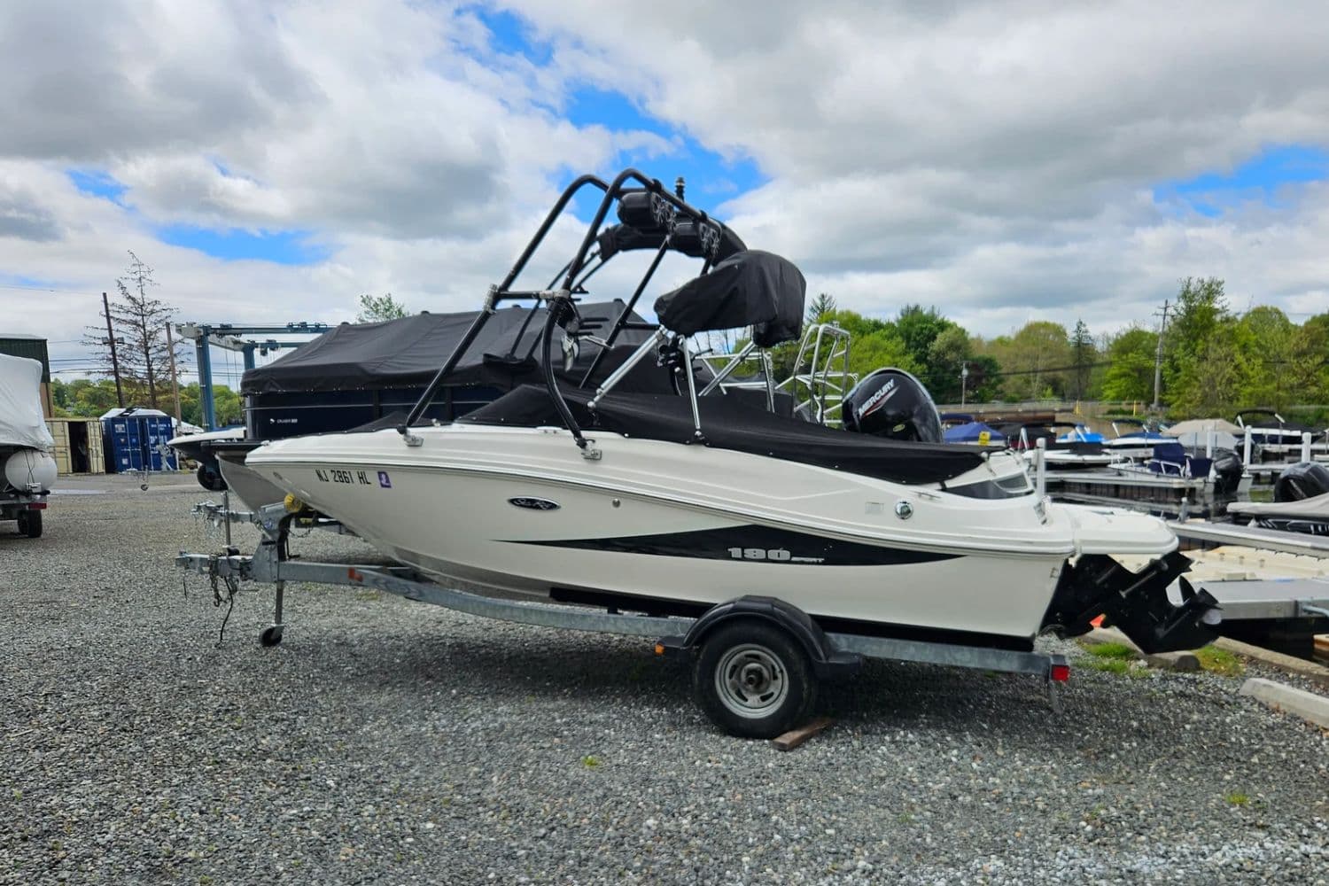 2013 Sea Ray 190 Sport