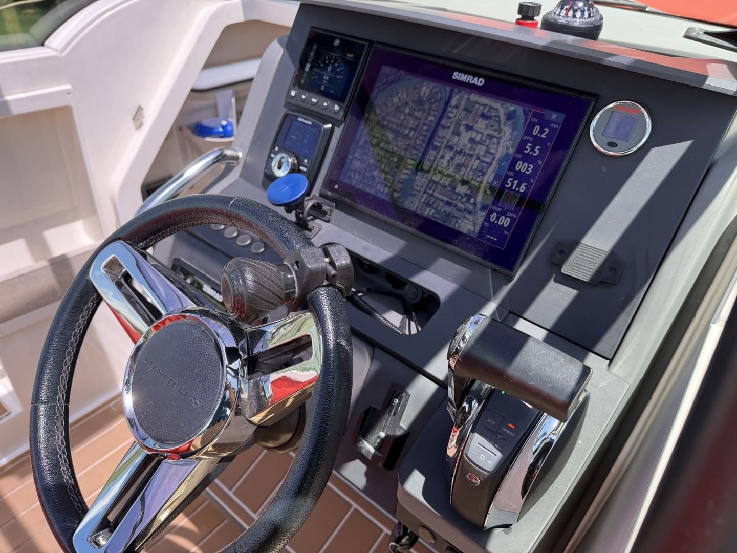 2021 Nimbus Tender 8 - Image 10