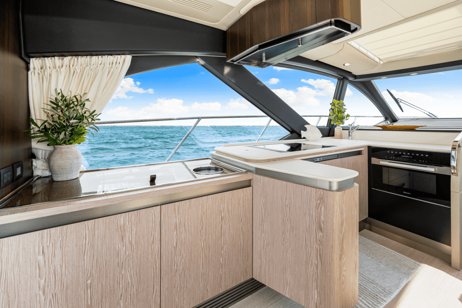 2025 Azimut S6 - Image 74