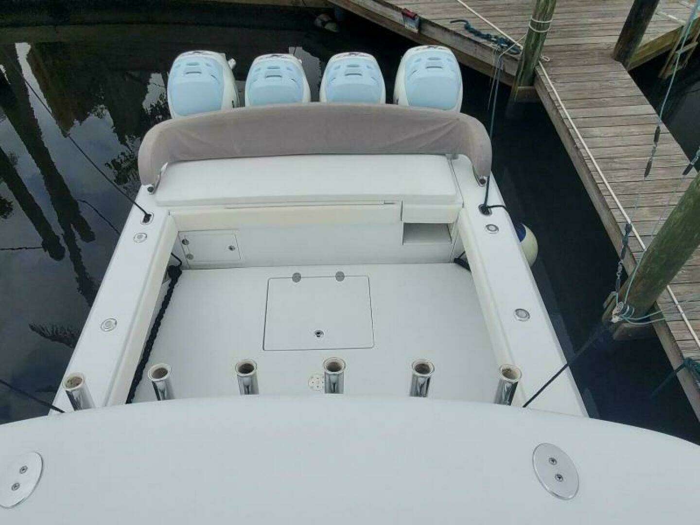2014 Bahama 41 FS - Image 21