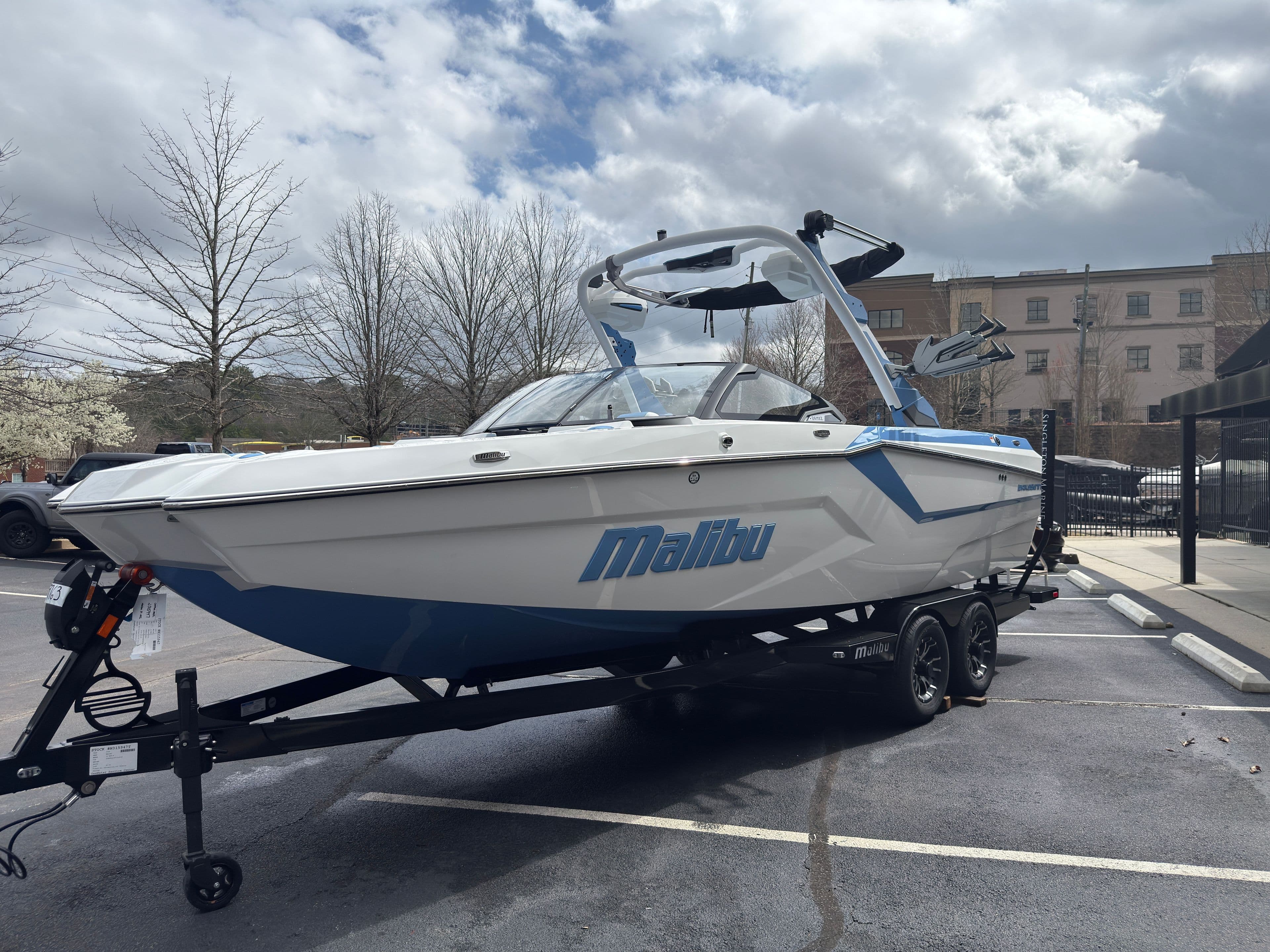 2026 MALIBU 24 MXZ - Image 3