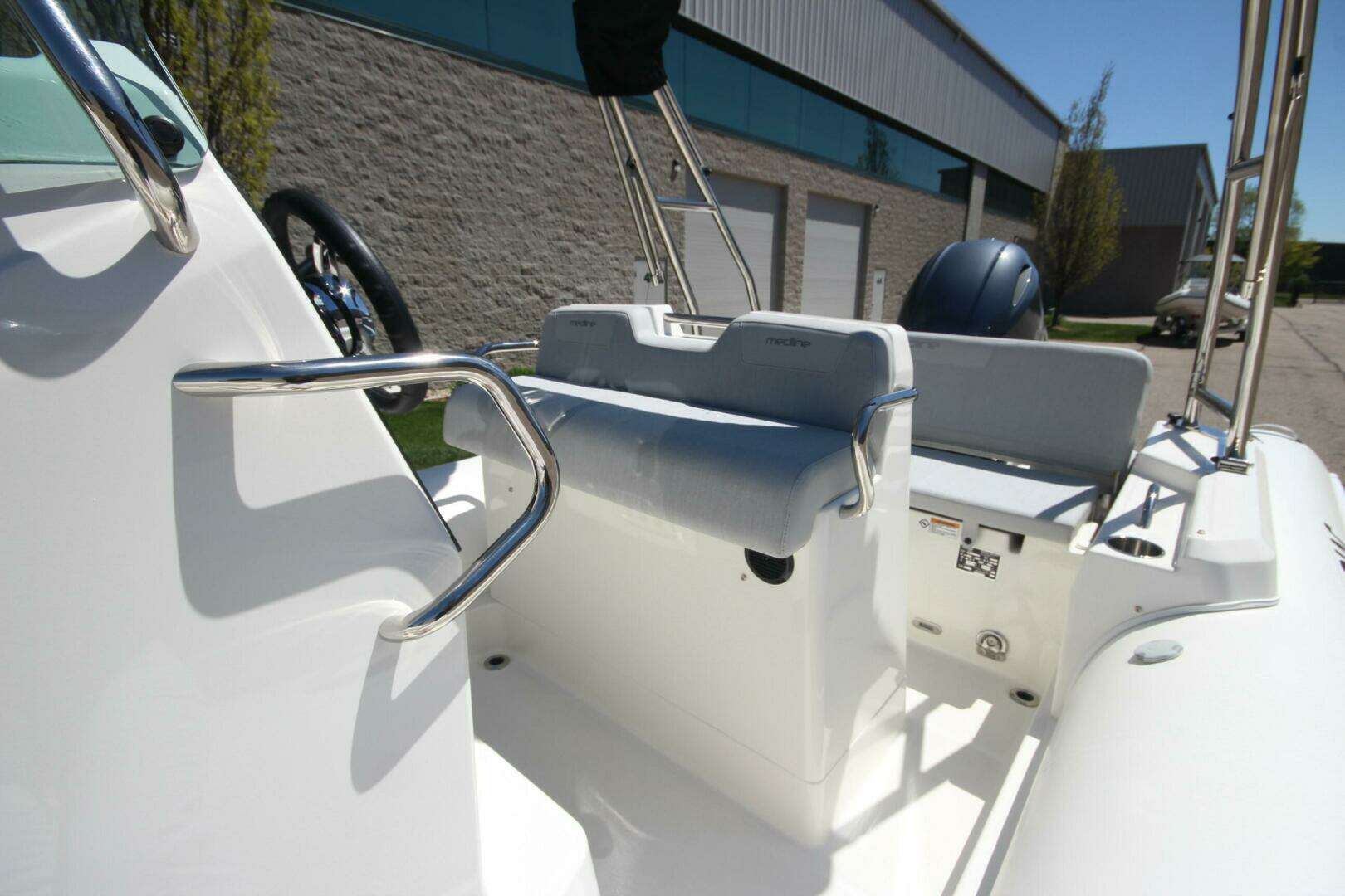 2025 Zodiac Medline 5.8 NEO - Image 20