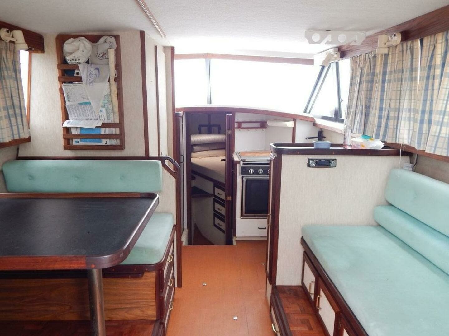1983 Carver Mariner 2897 - Image 3