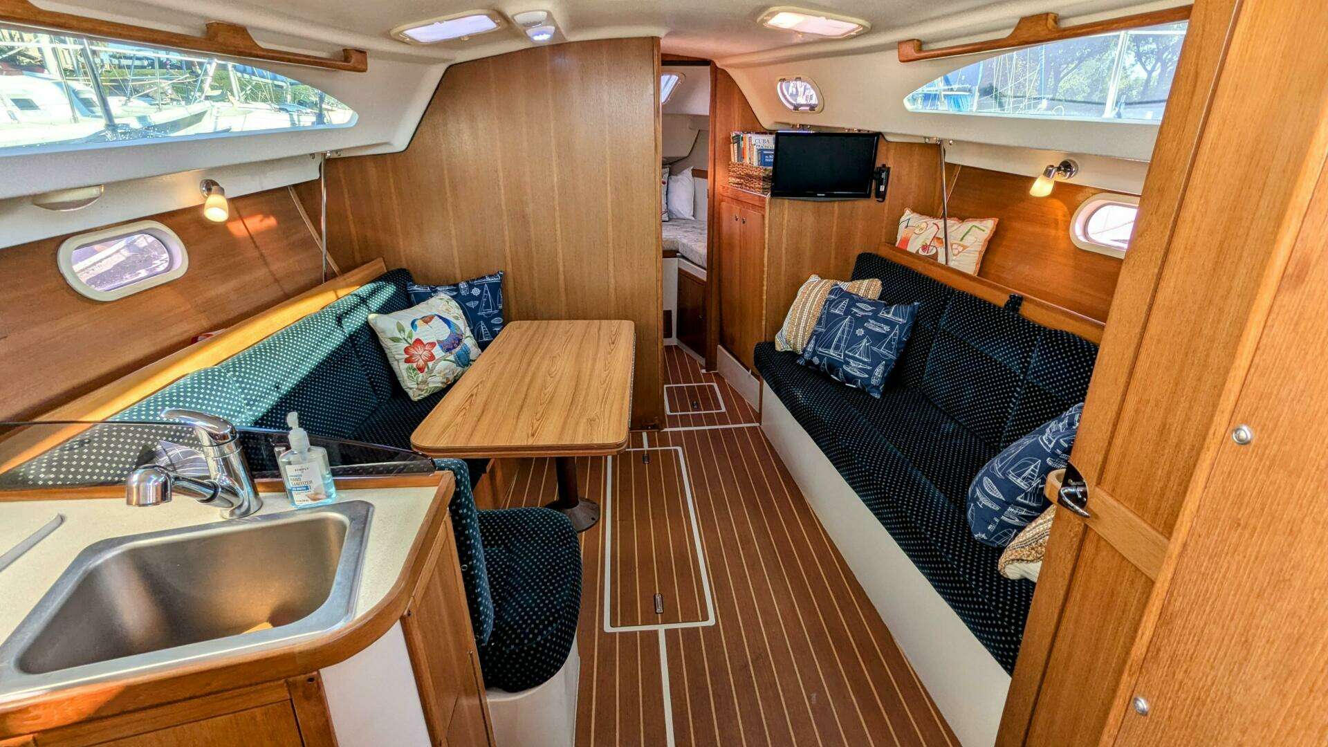 2007 Catalina 309 - Image 40