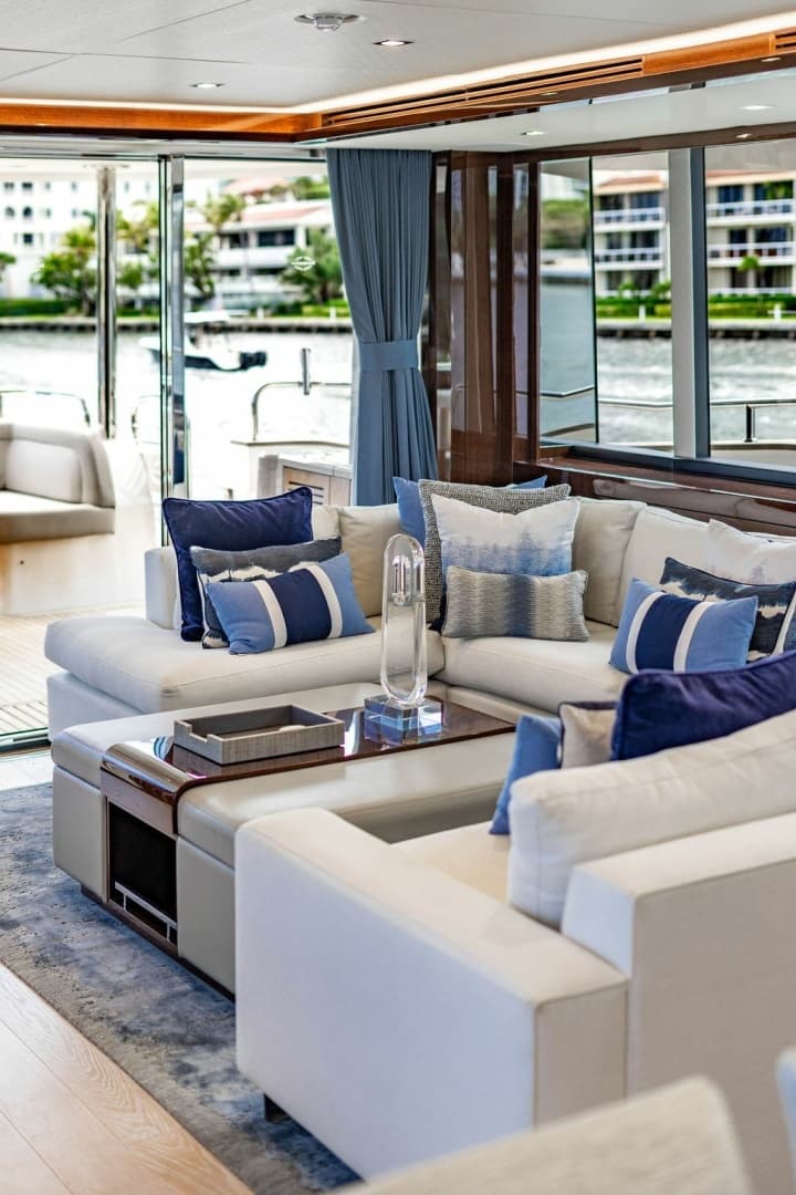 2019 Sunseeker 95 Motor Yacht - Image 49