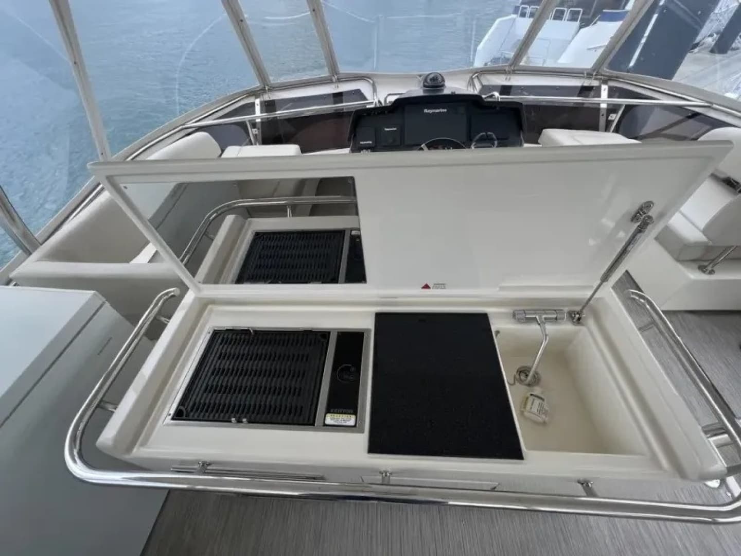 2018 Aquila 44 YACHT - Image 11