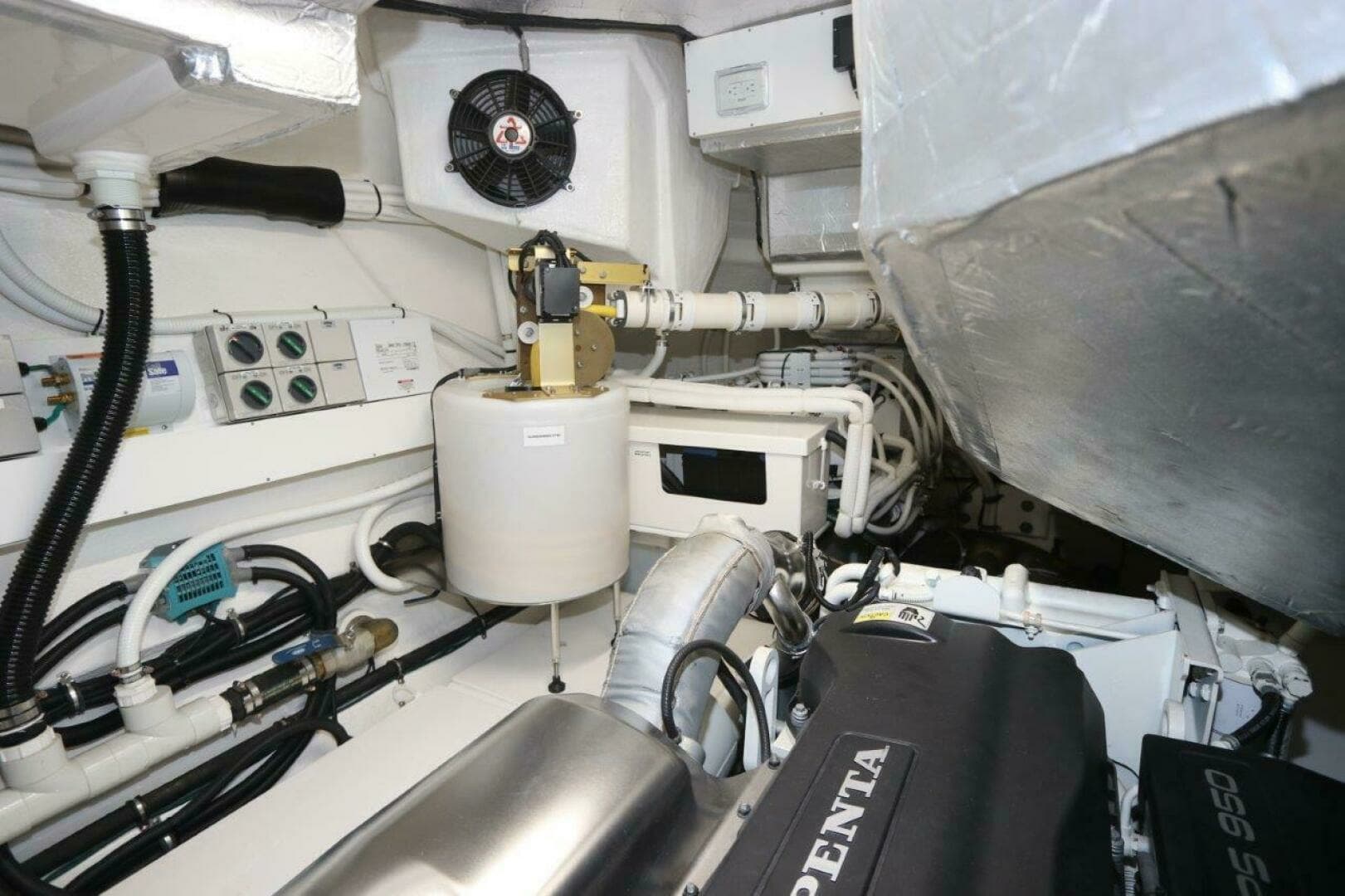 2020 Riviera 6000 Sport Yacht - Image 48