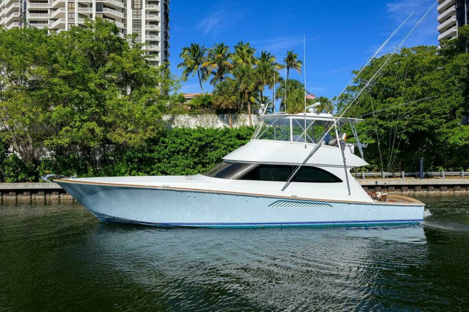 2008 Viking 60 Convertible - Image 61