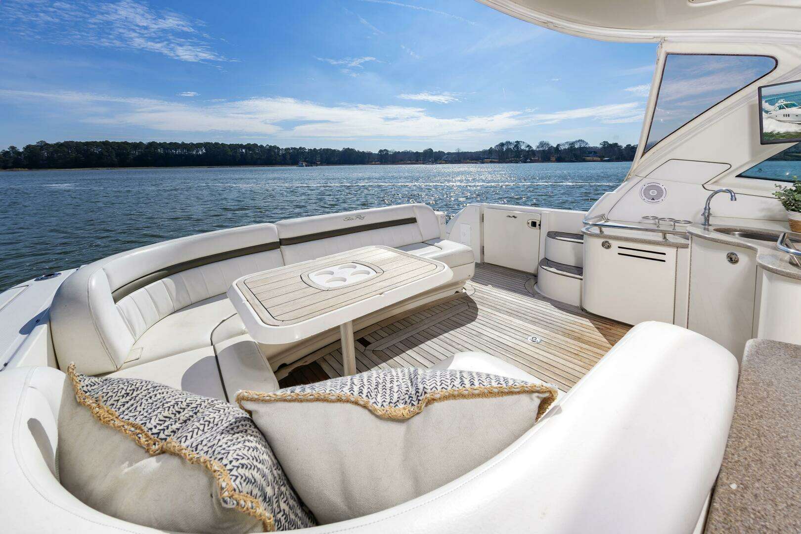 2007 Sea Ray 48 Sundancer - Image 11