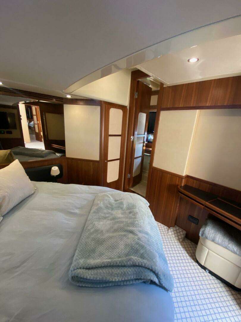 2014 Azimut Magellano 50 - Image 32