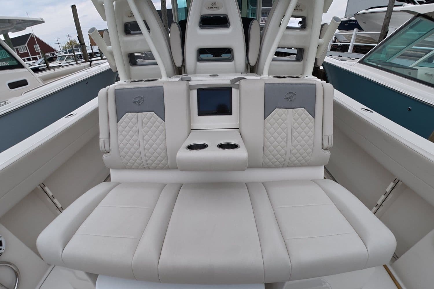 2025 Sailfish 360 CC - 25