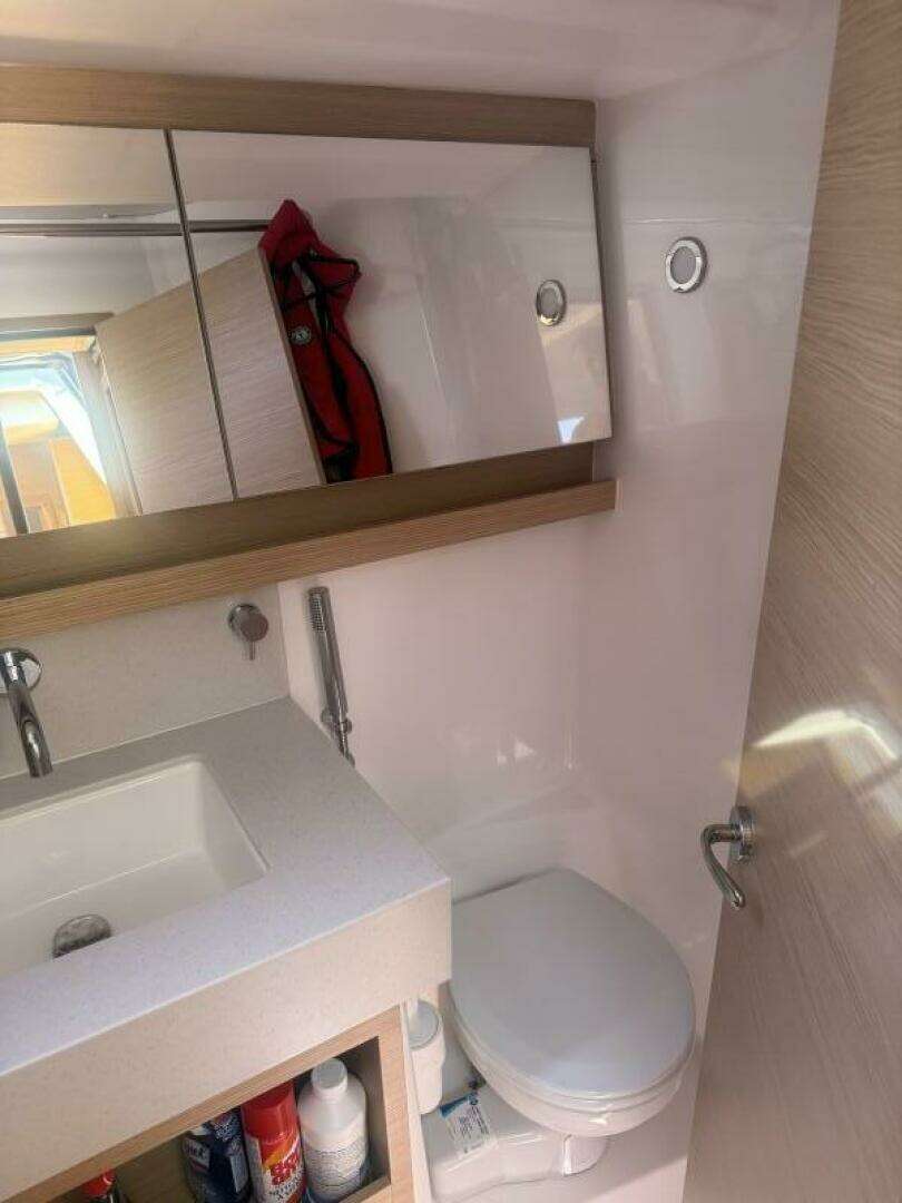 2022 Dufour 530 Ocean Version - Image 31
