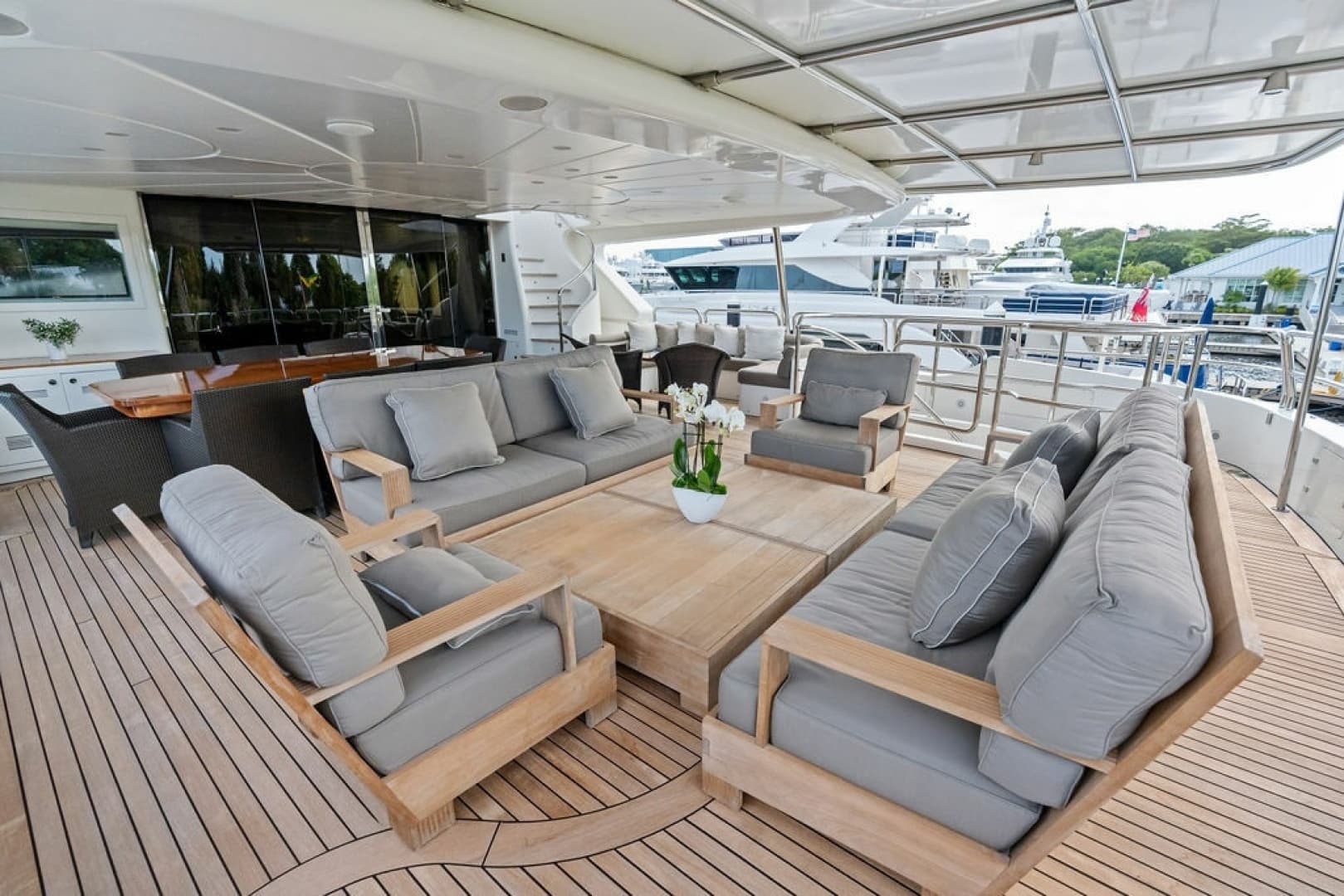 2008 Benetti 121 Classic - Image 13