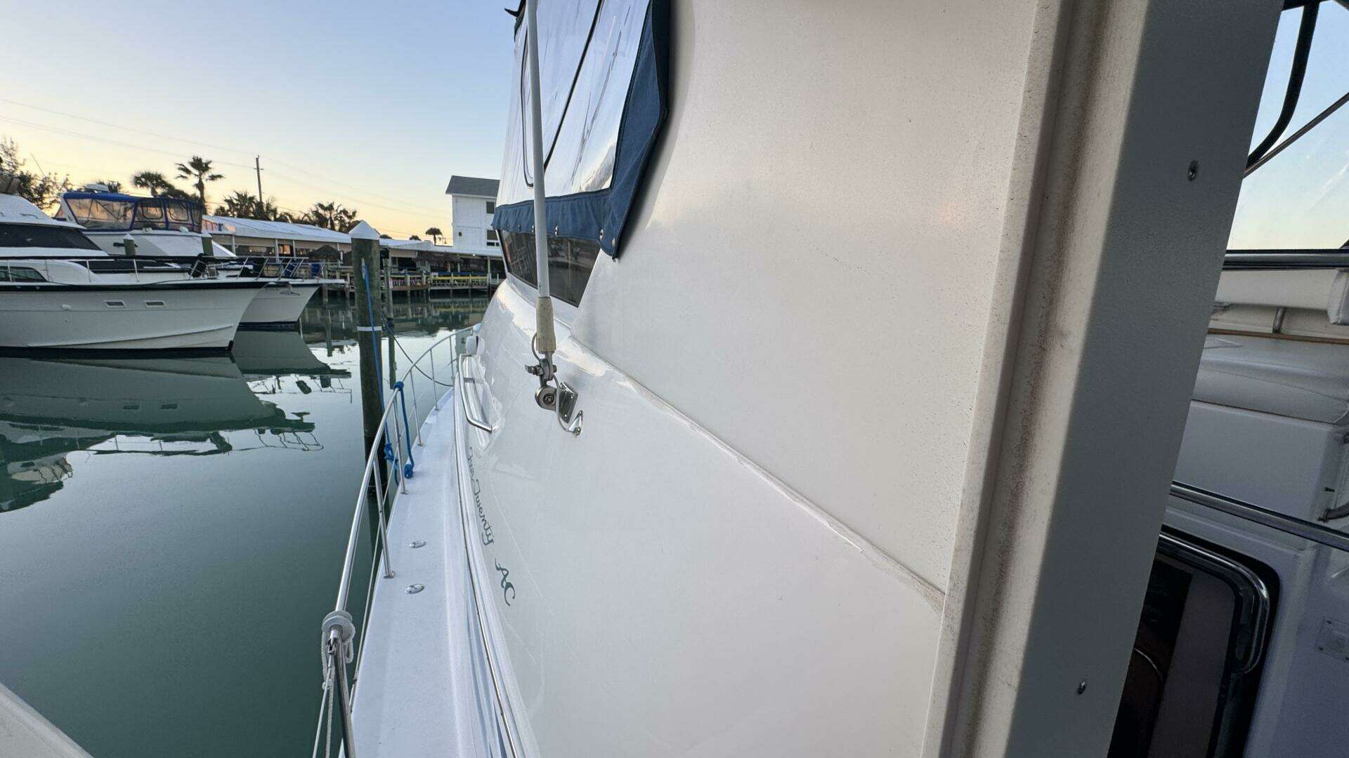 2000 Sea Ray 420 Aft Cabin - Image 62