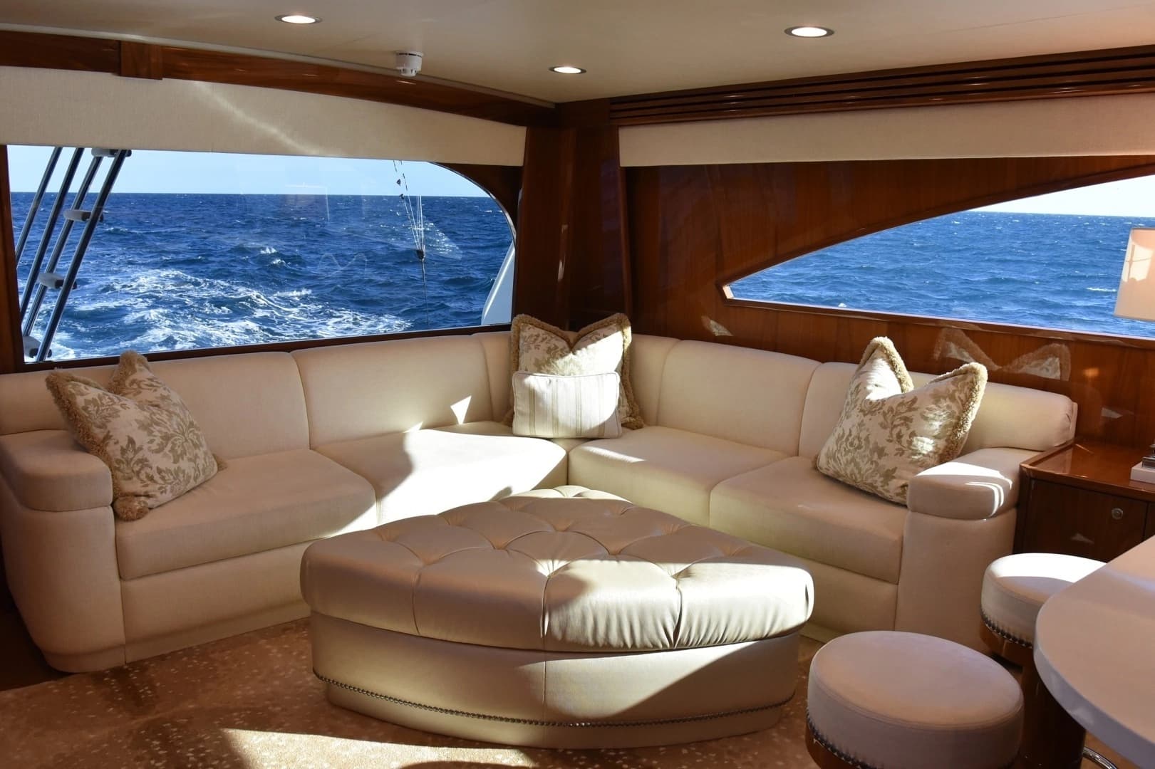 2019 Viking 80 Skybridge - Image 9