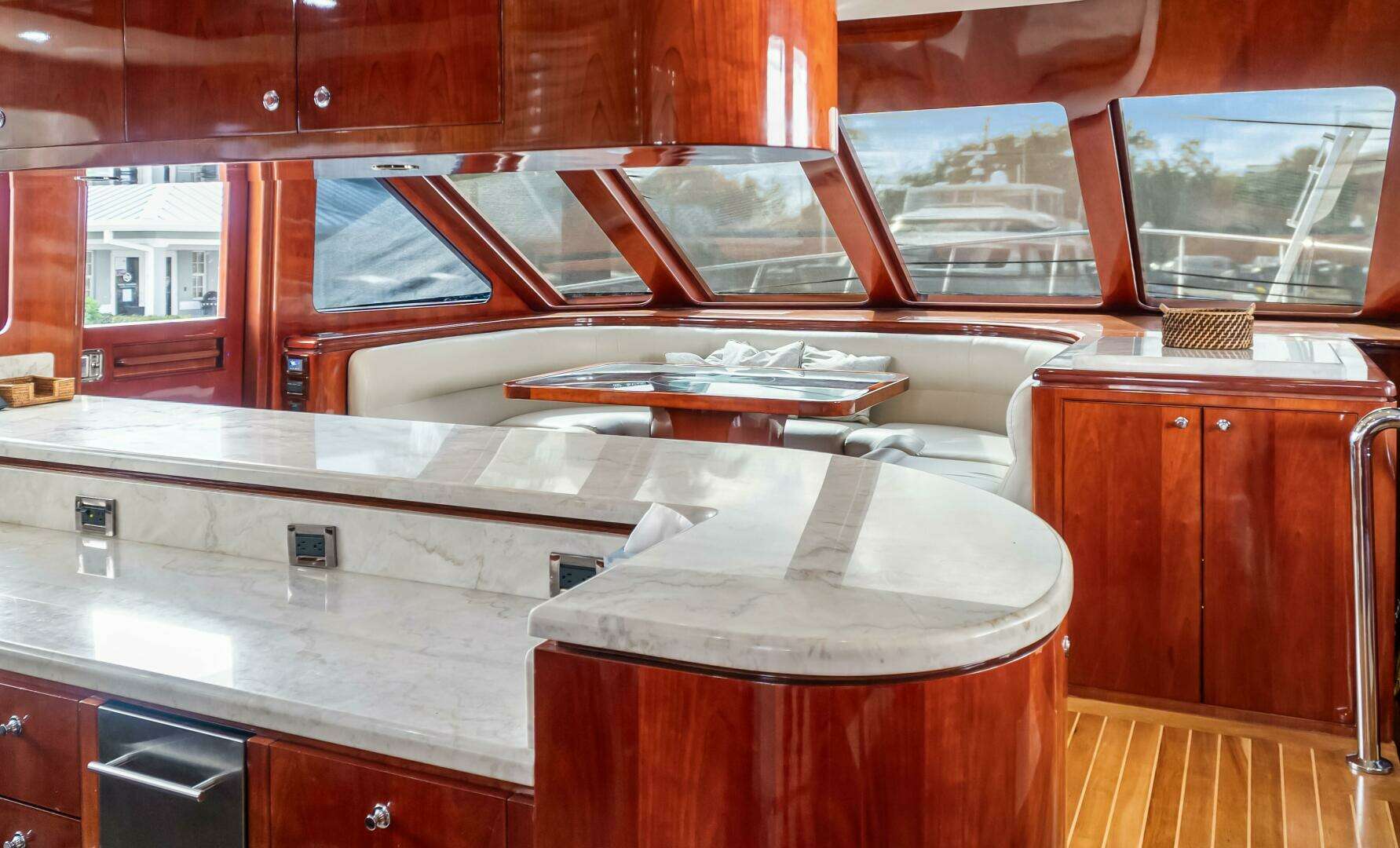 2005 Ocean Alexander 80 motoryacht - Image 34