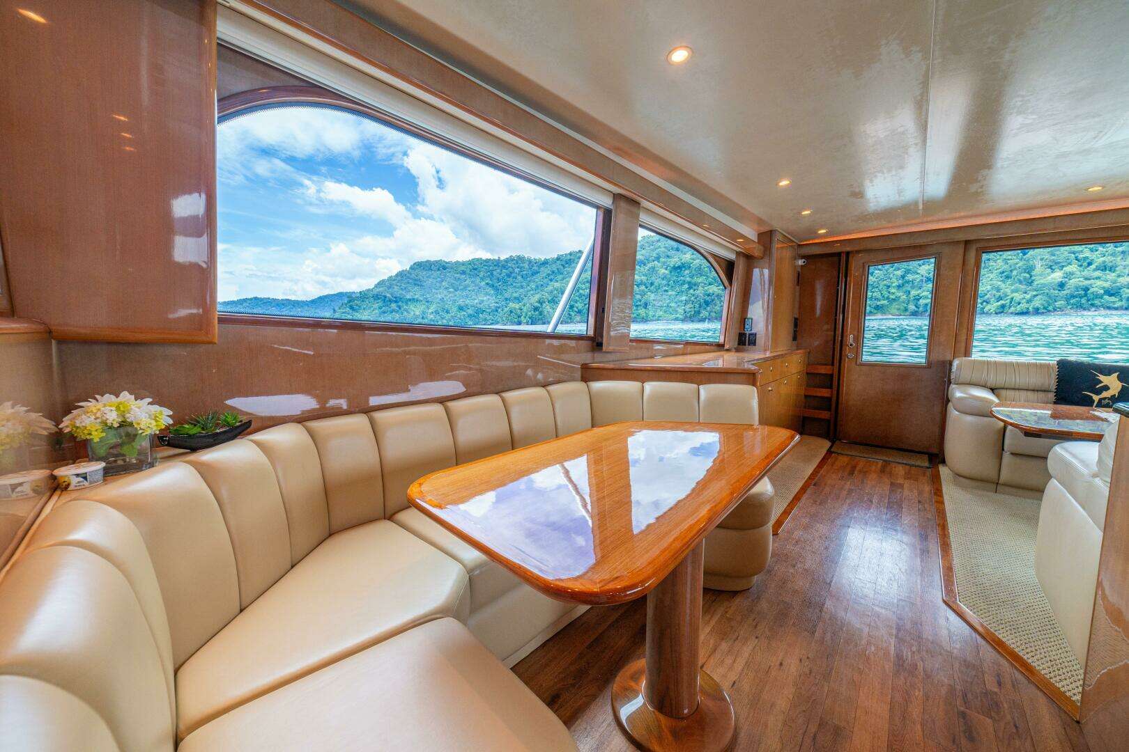 2004 Viking 61 Convertible - Image 28