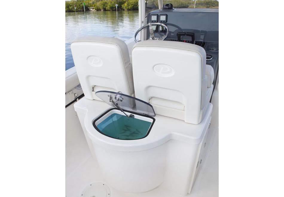 Manufacturer Provided Image: 2013 Pursuit C 260 Center Console boat with dual seats and livewell.