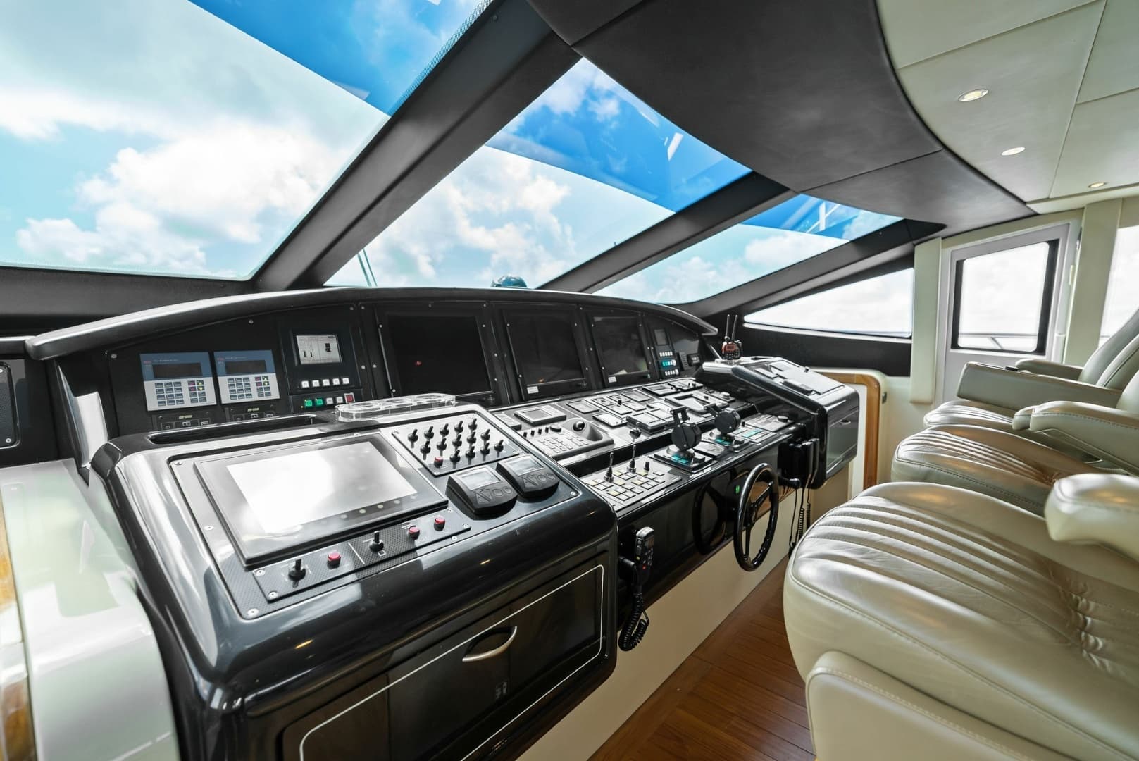 2005 Mangusta 130 - Image 101