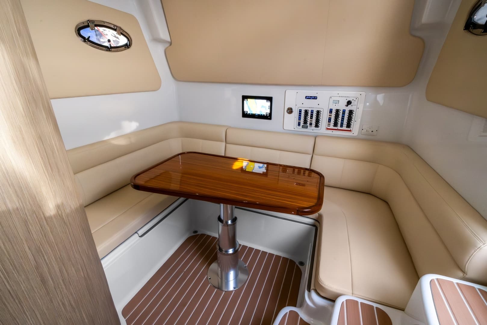 2024 Yellowfin 54 Offshore - Image 53