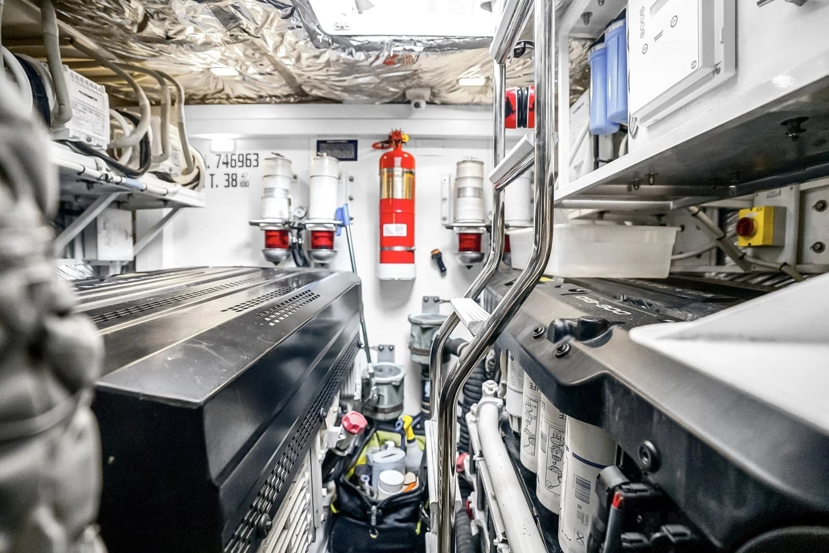 2016 Princess V58 - Image 72