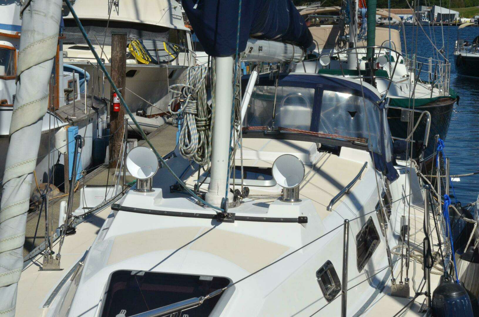 2002 Saga 35 - Image 9