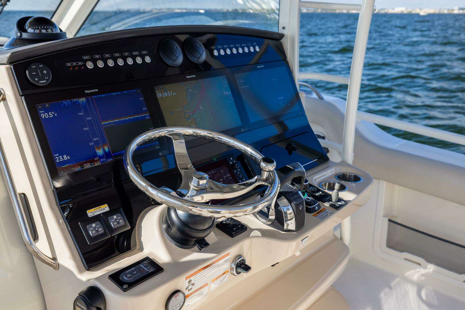 2021 Boston Whaler 420 Outrage - Image 48