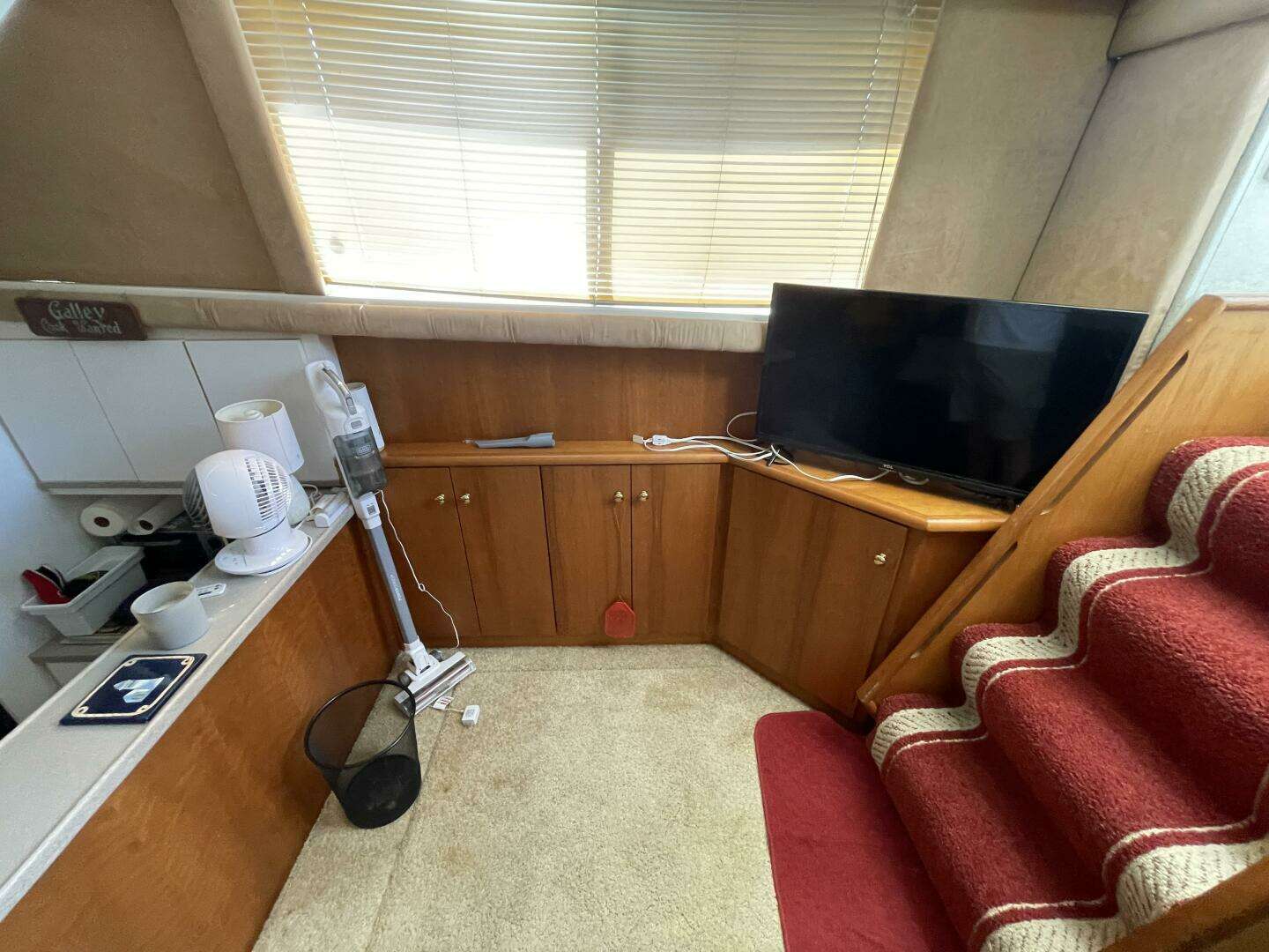1994 Silverton 34 Motor Yacht - Image 27