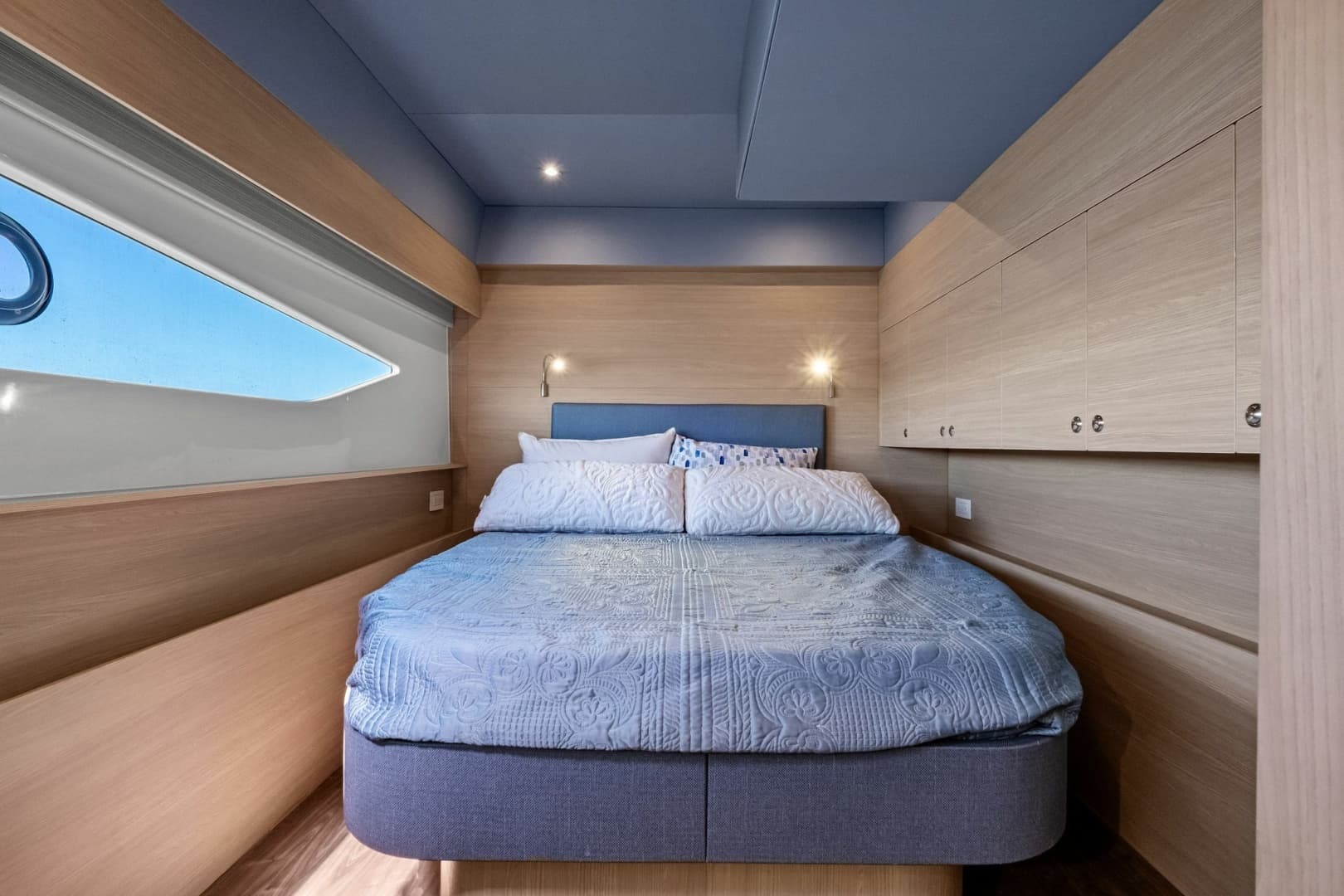 2022 Aquila 54 Yacht - Image 32