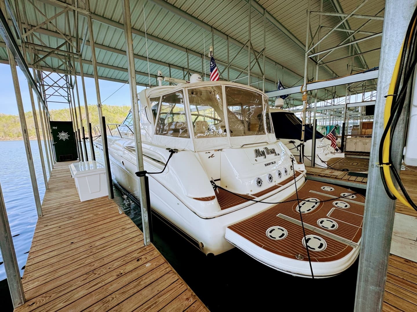 2001 Sea Ray 510 Sundancer - Image 17