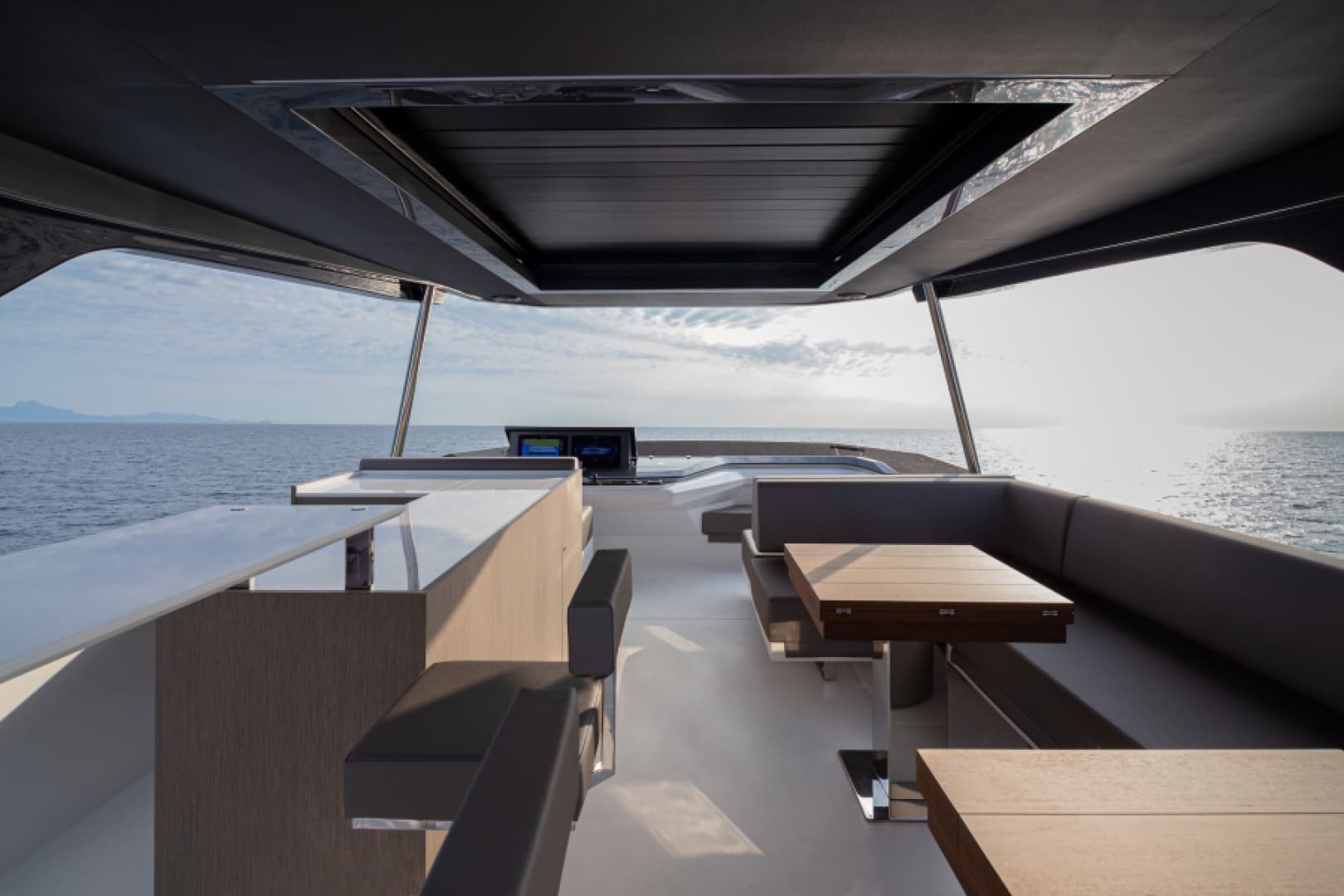2024 Astondoa AS8 Flybridge - Image 11
