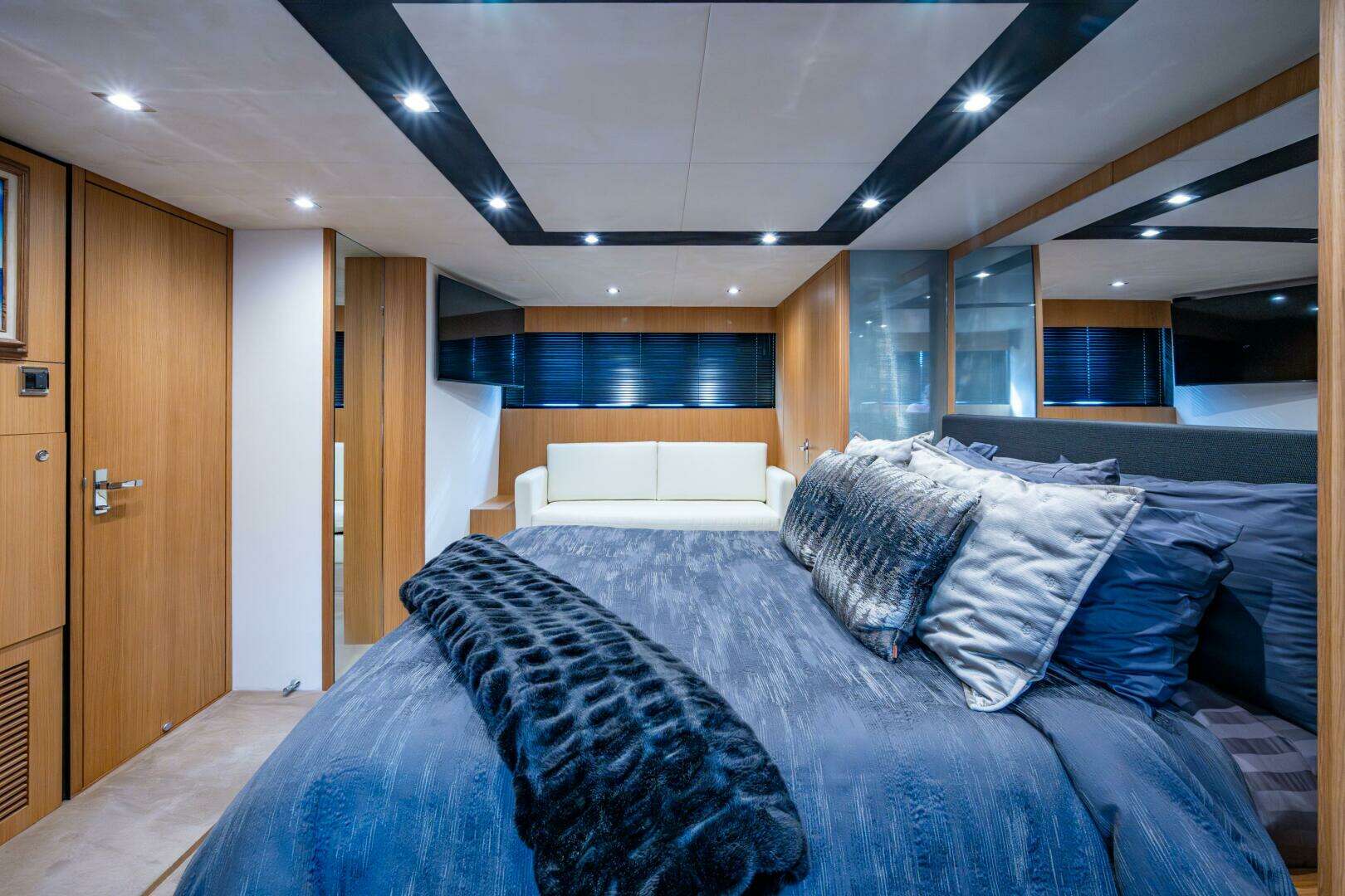 2015 Fairline 78 Squadron - Image 64