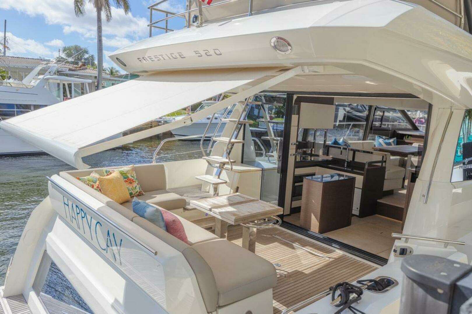 2021 Prestige 520 Flybridge - Image 18