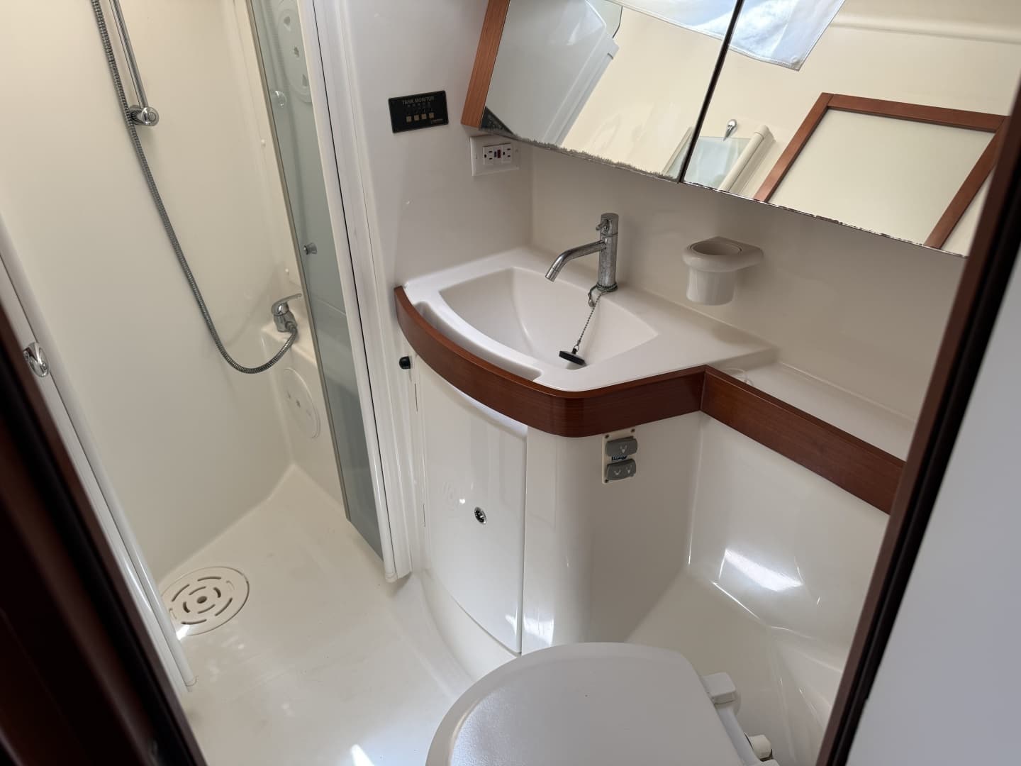2008 Beneteau Oceanis 43 - Image 40