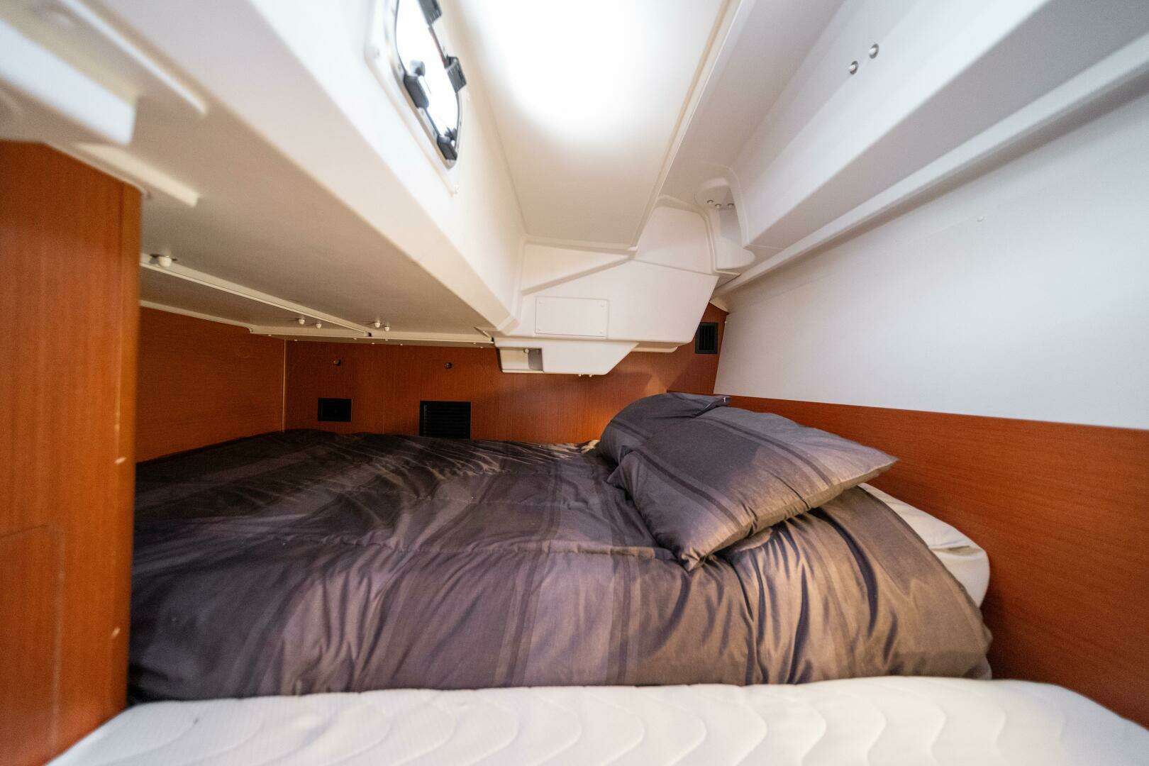 2019 Beneteau Oceanis 38.1 - Image 60