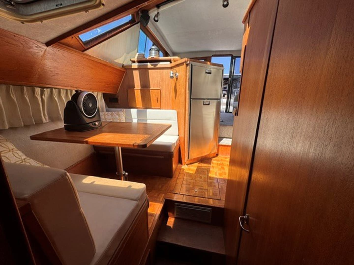 1988 Tiara Sport 3600 Convertible - Image 16